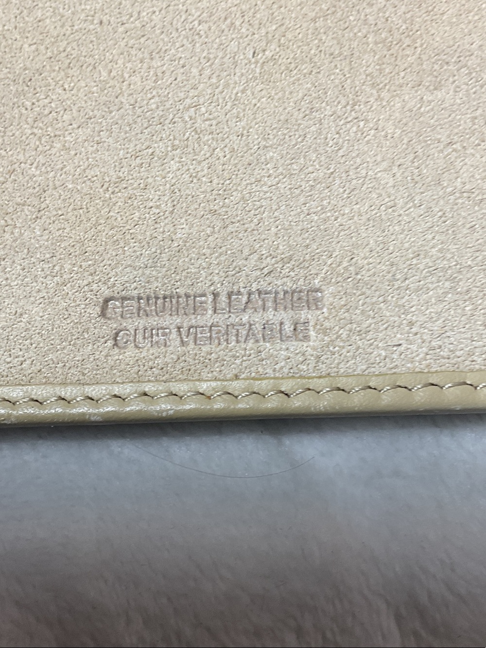 Vintage 1960’s genuine suede leather wallet - Picture 3 of 5